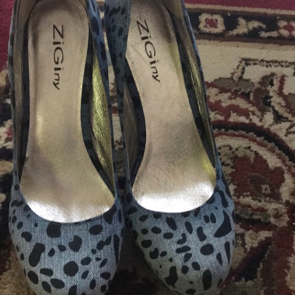 ZiGiny Shoes - Picture 3 of 3
